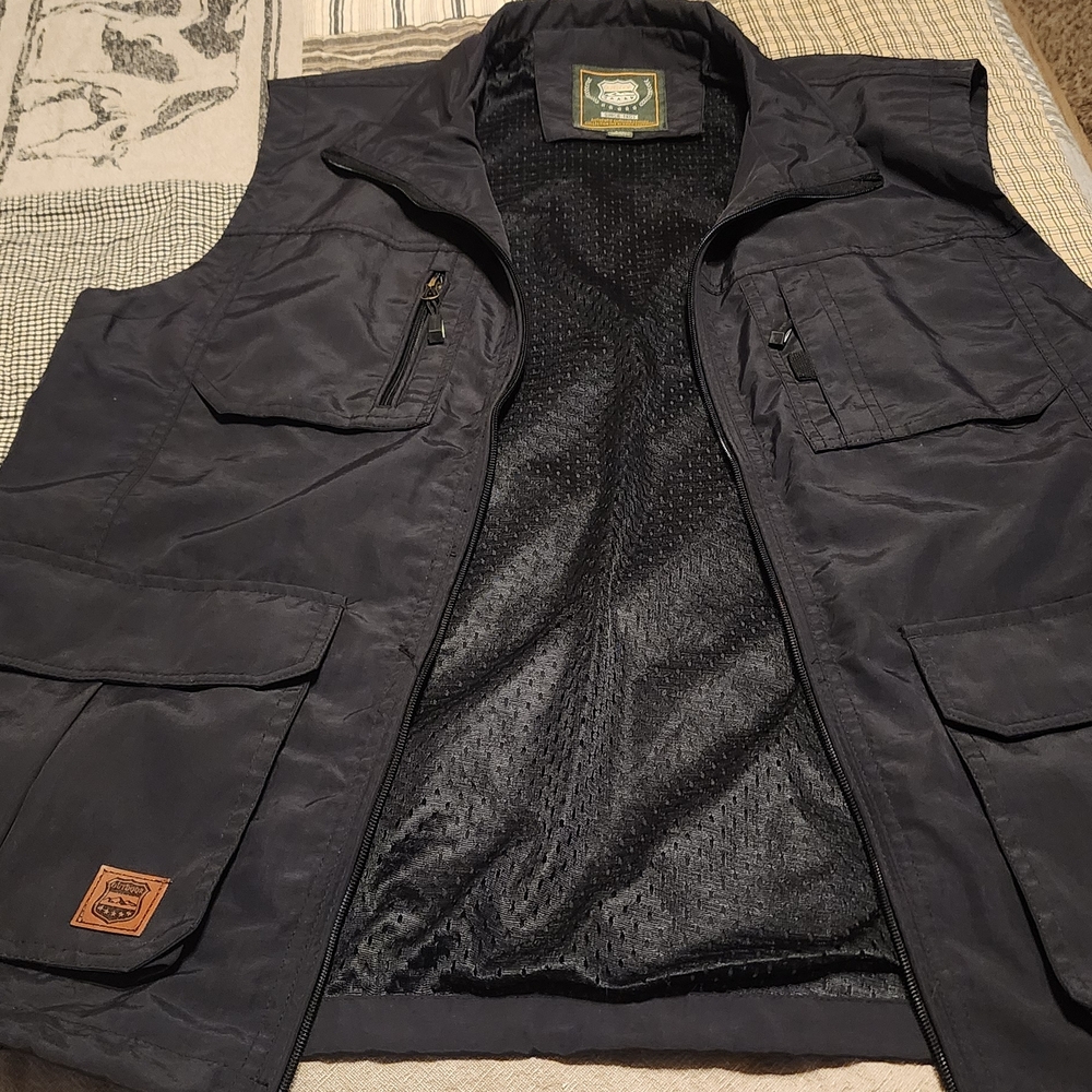 Men's Black Outdoor Vest